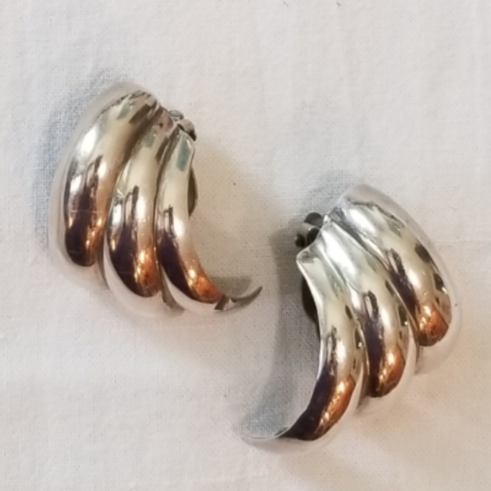 Vintage Ture sterling silver modernist earrings signed clip-ons